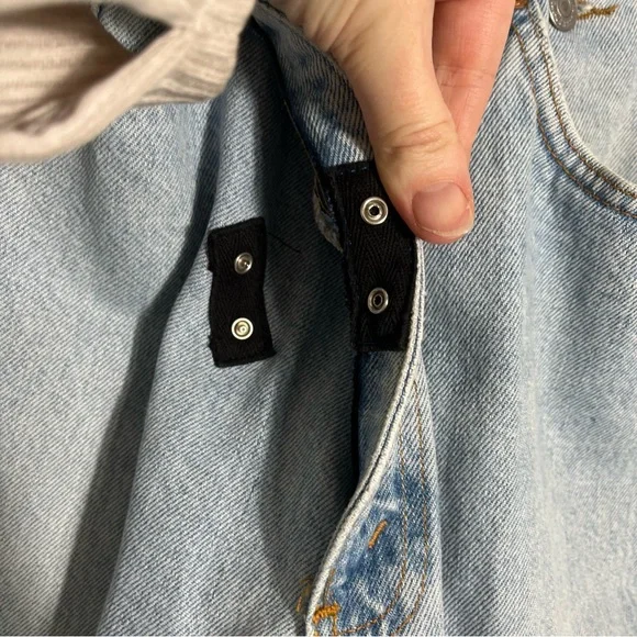 PARKE x Vintage Levi’s Baggy Tapered Crossover Light Wash Jeans - Picture 10 of 15